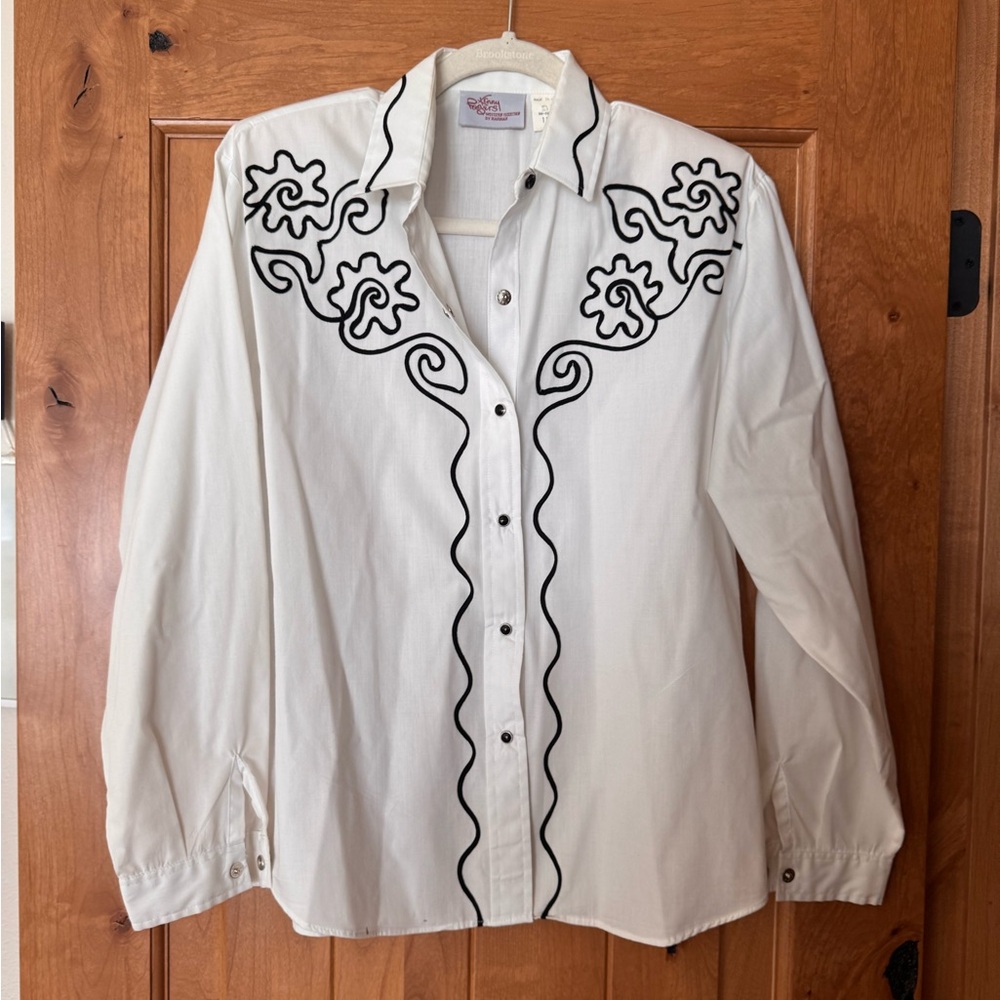 Vintage Kenny Rogers White Western Shirt with Black Embroidery